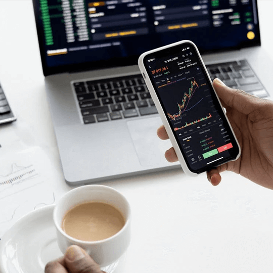 Fravionexilux Zespół ekspertów ds. inwestycji kryptowalutowych